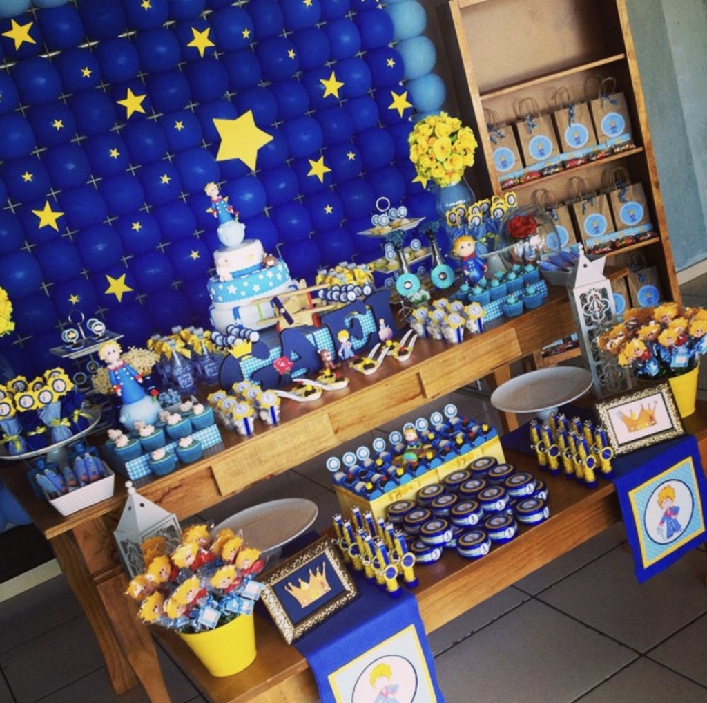festa tema jardim clean:Imagem 29 – O bolo conta com três camadas diferentes remetendo aos festa tema jardim clean:Imagem 29 – O bolo conta com três camadas diferentes remetendo aos