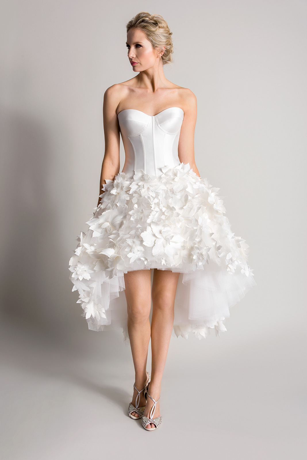vestido de noiva renda curto