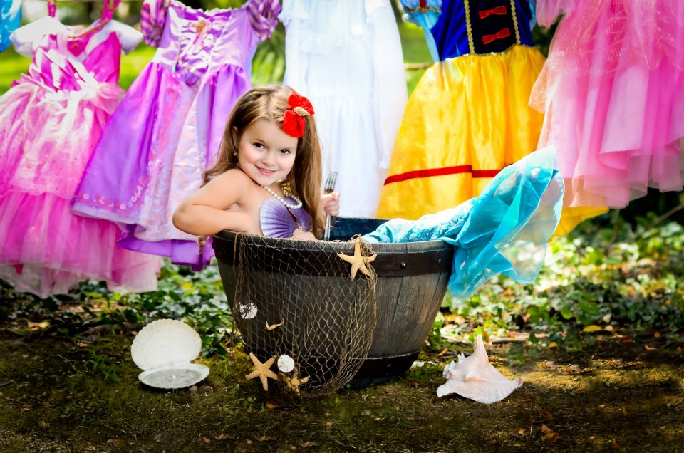 Fantasias de Sereia Ariel: 60+ Modelos & Fotos Lindas!  Baby girl  pictures, Newborn mermaid, Newborn photoshoot