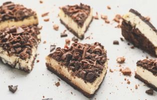 Confira as melhores receitas de bombom aberto.