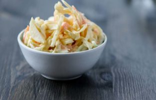 Descubra as melhores receitas de coleslaw