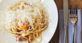 Confira as melhores receitas de macarrao a carbonara