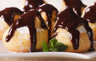 Confira as melhores receitas de profiteroles